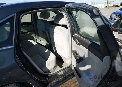 2013 Chevrolet Impala Lt z USA, uszkodzony, nr VIN 2G1WG5E34D1171777